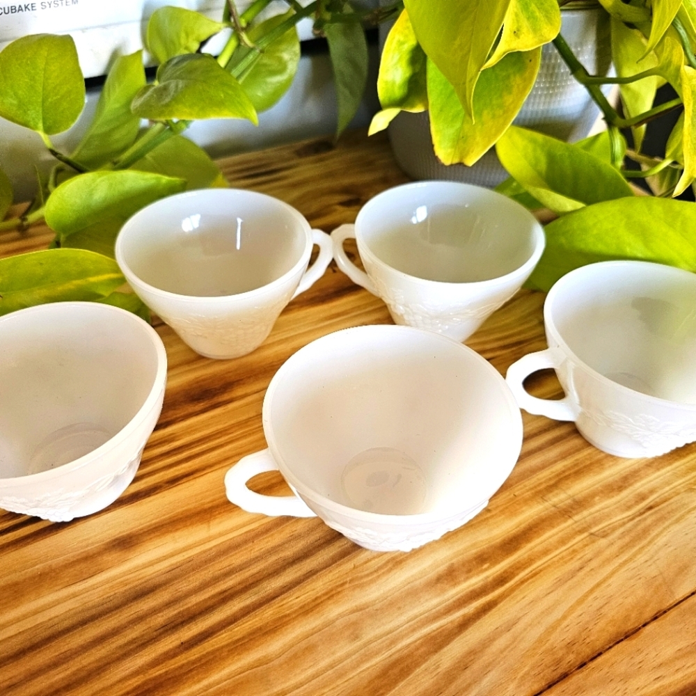 Vintage 1960's Milk Glass Punch Cups By Anchor Hocking - Picture 4 of 5